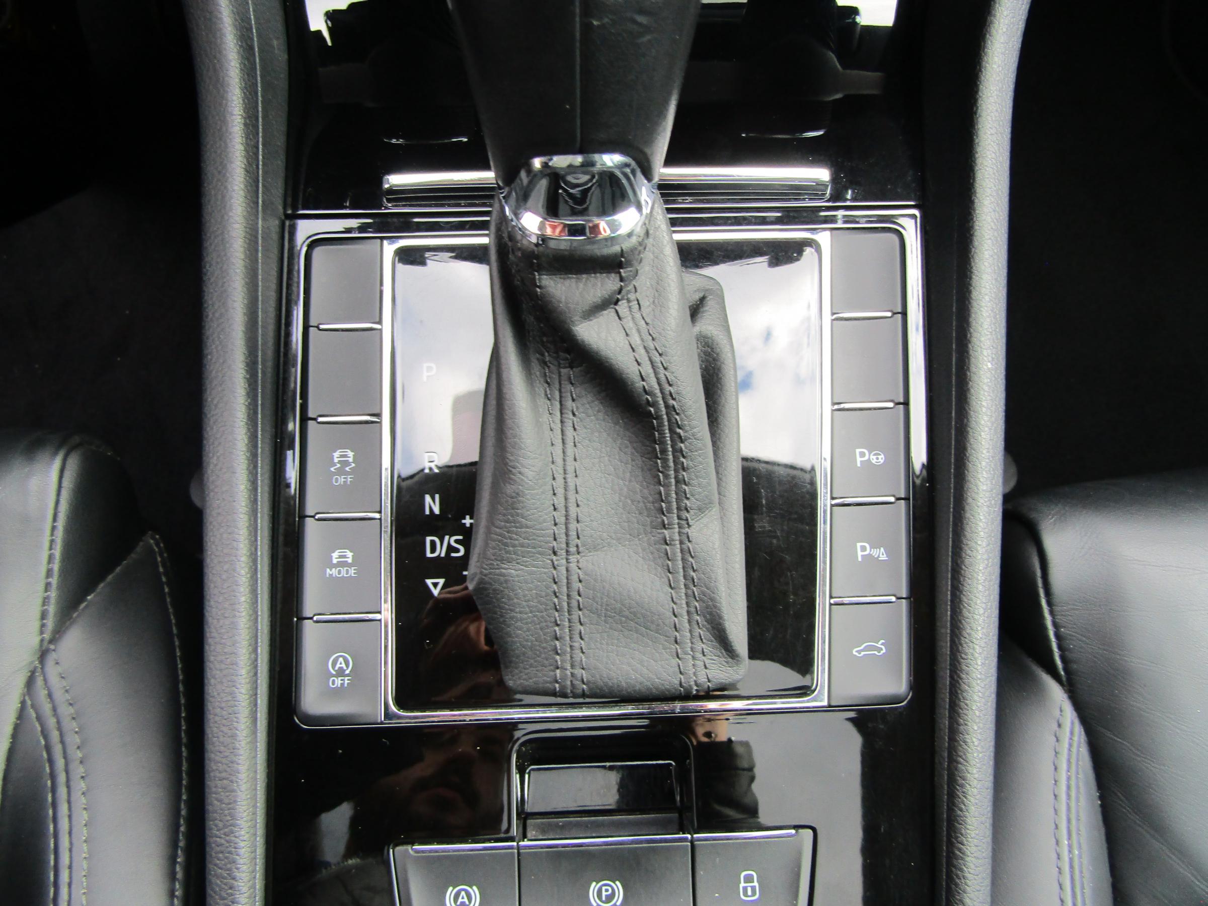 Škoda Superb III, 2016 - pohled č. 14