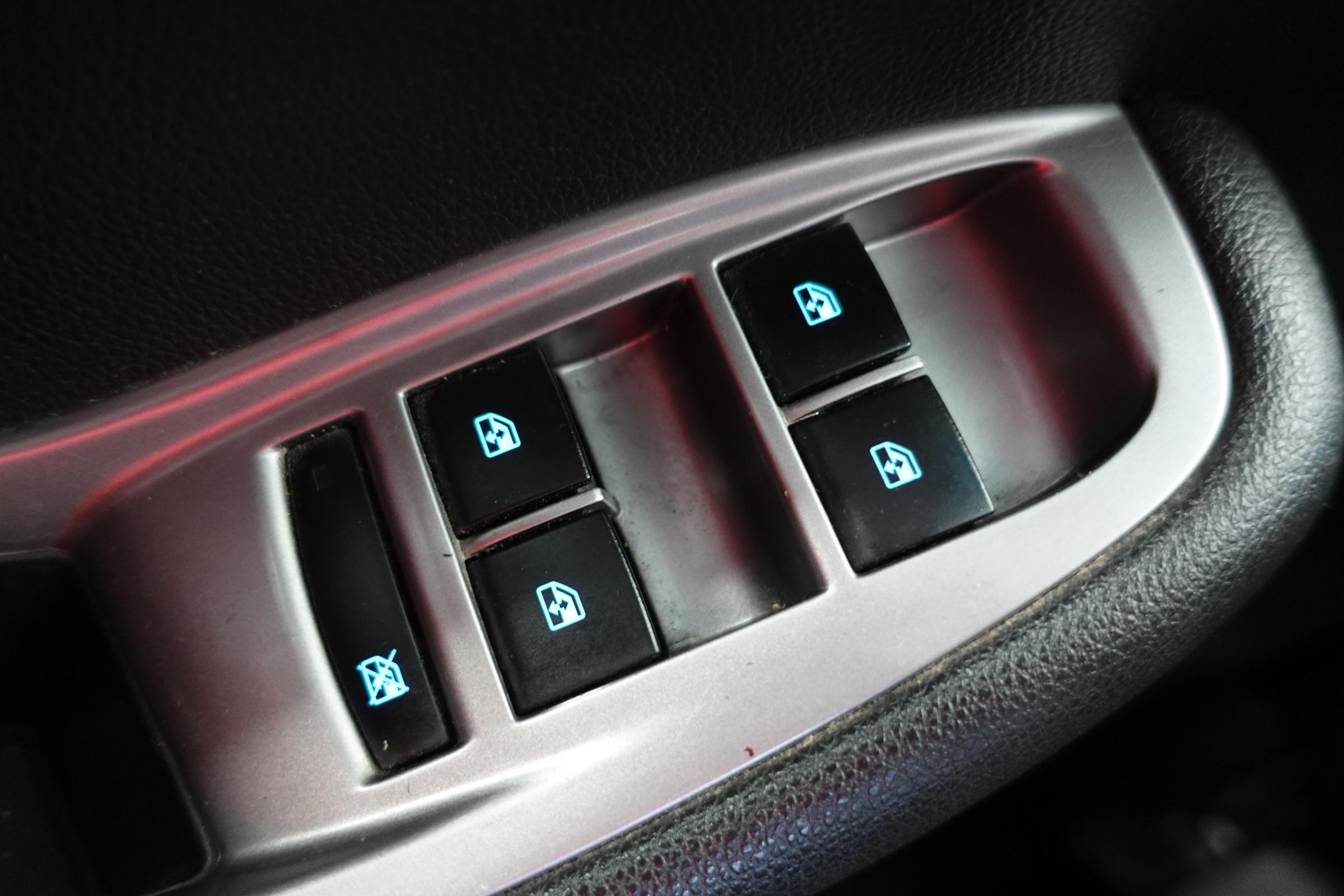 Chevrolet Orlando, 2011 - pohled č. 14