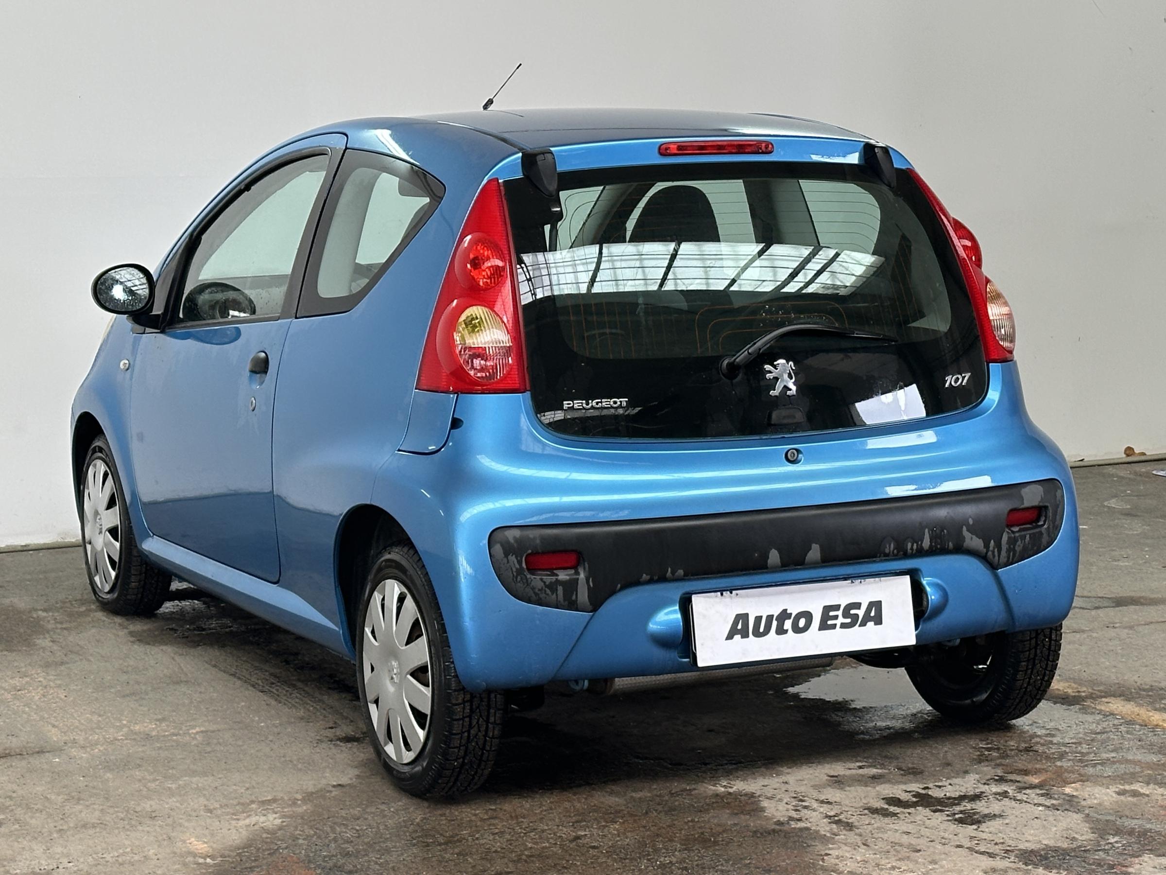 Peugeot 107, 2006 - pohled č. 4