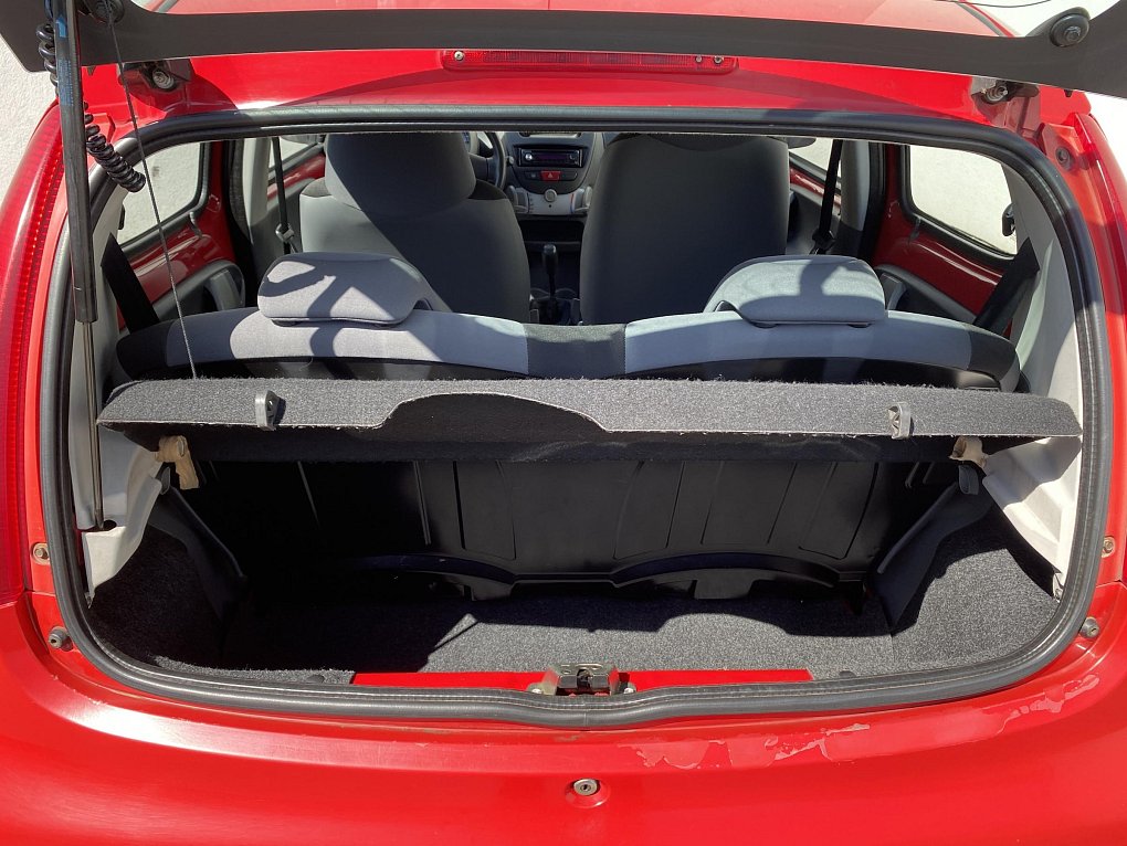 Peugeot 107 1.0i 