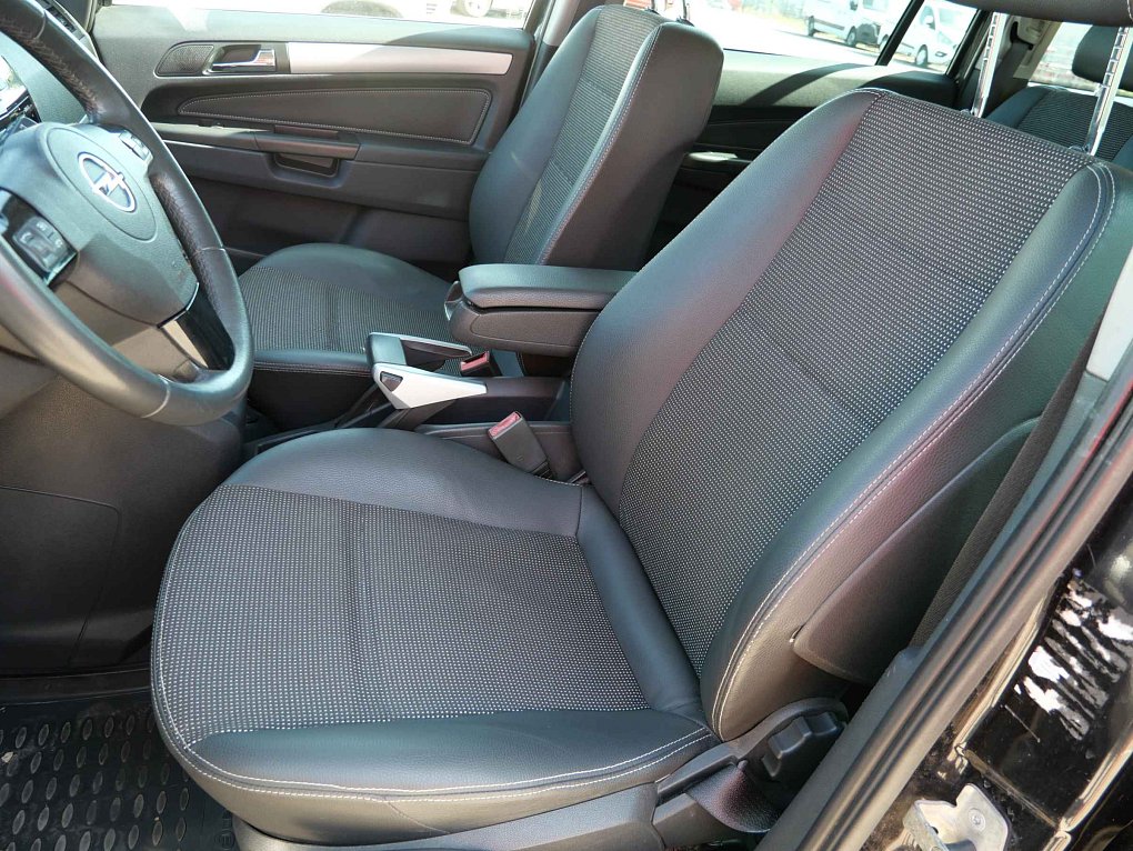 Opel Zafira 1.8 i 