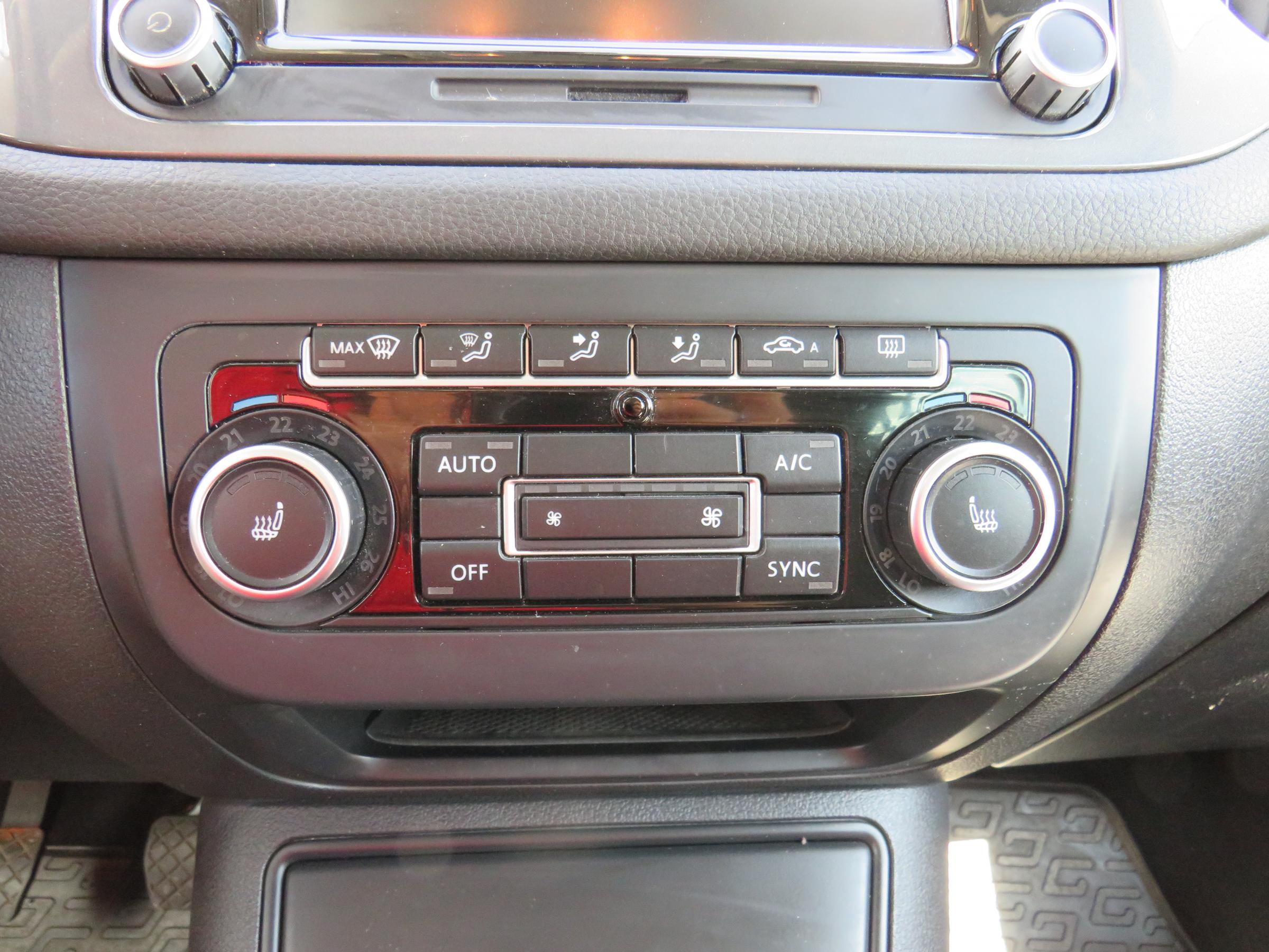 Volkswagen Tiguan, 2015 - pohled č. 16