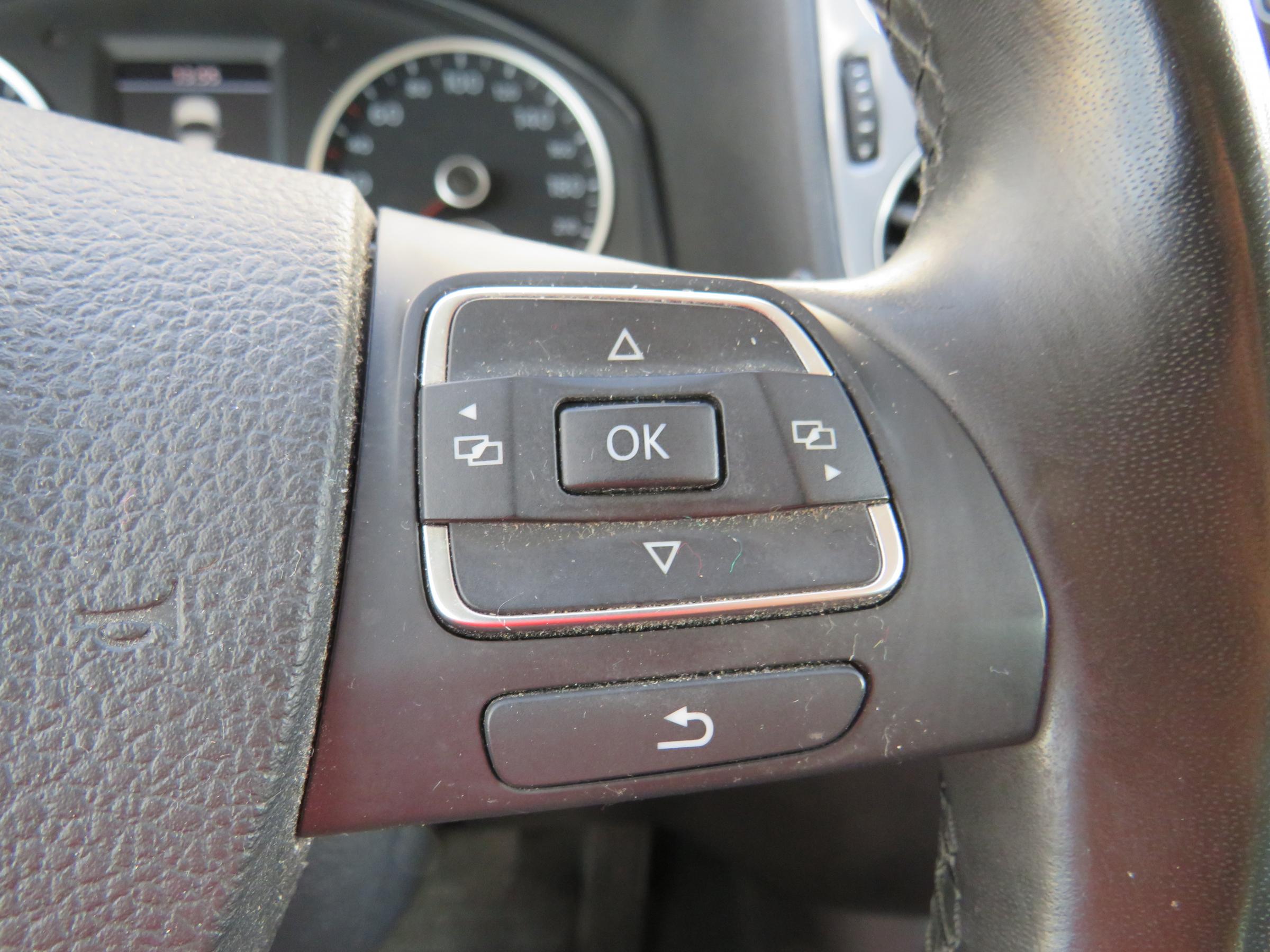 Volkswagen Tiguan, 2015 - pohled č. 18