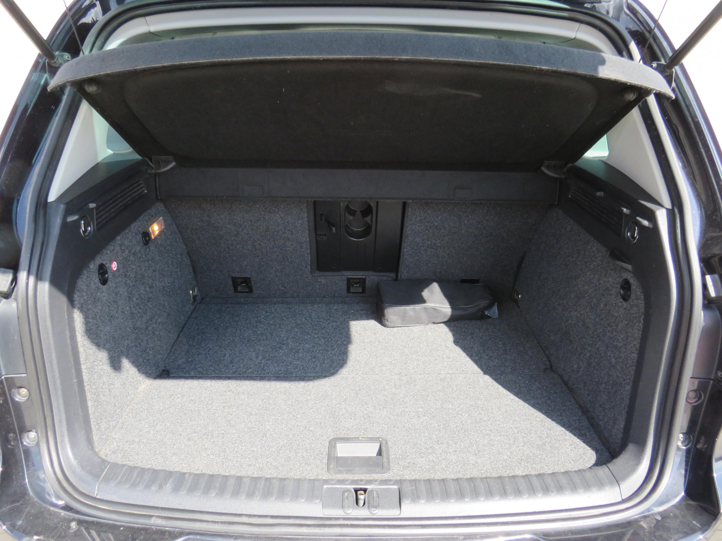 Volkswagen Tiguan, 2015 - pohled č. 7