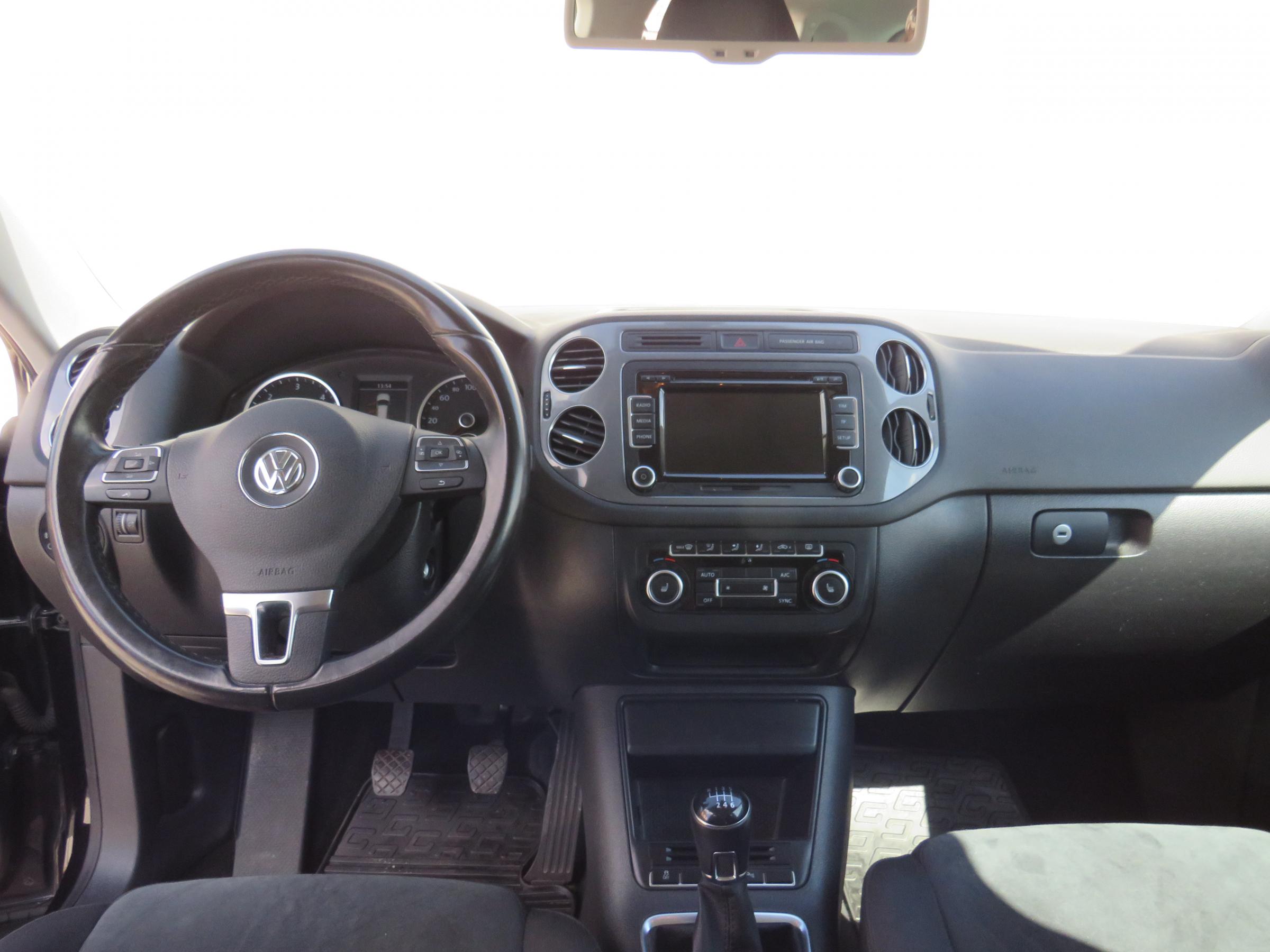 Volkswagen Tiguan, 2015 - pohled č. 8