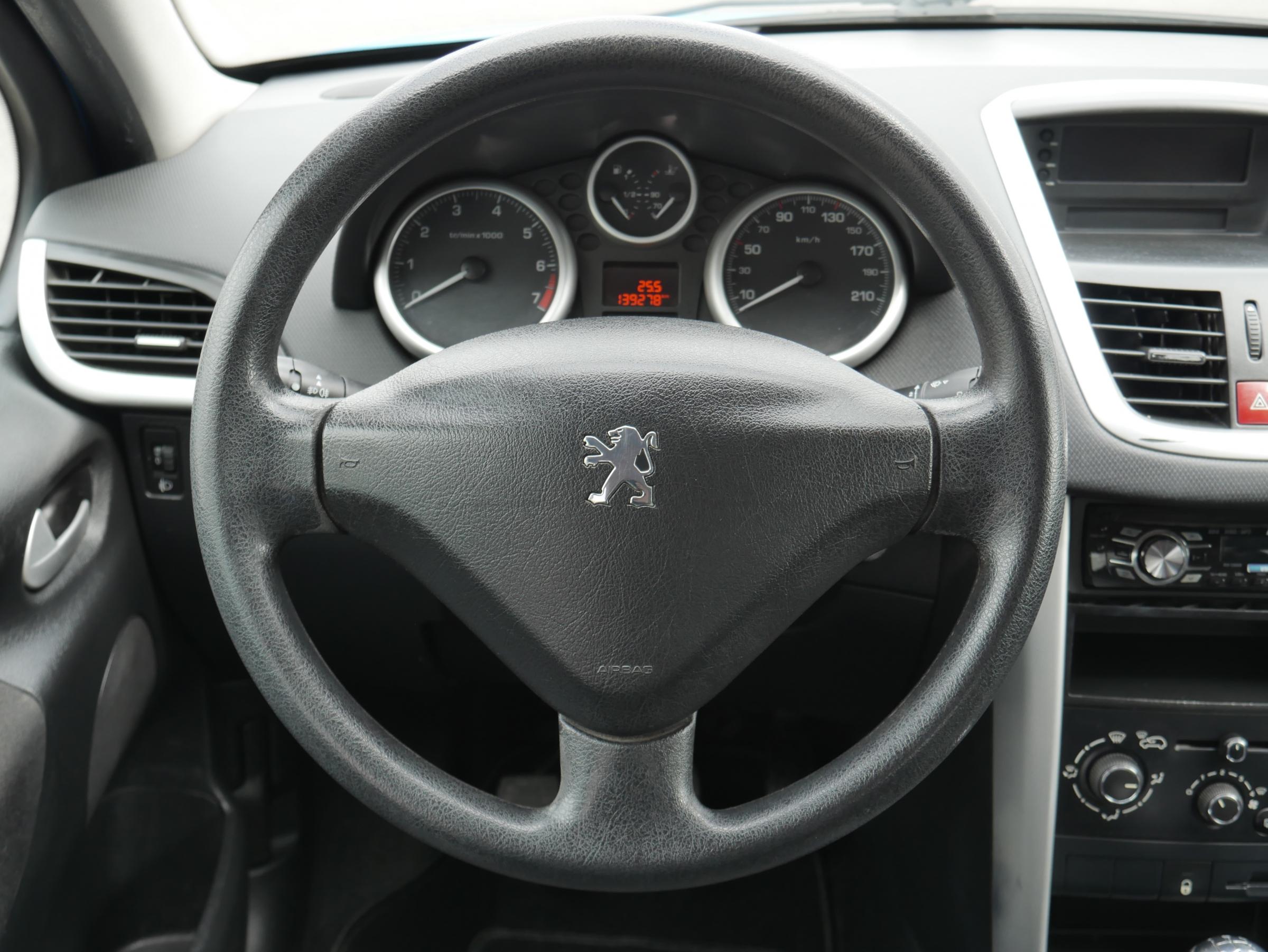 Peugeot 207, 2011 - pohled č. 13