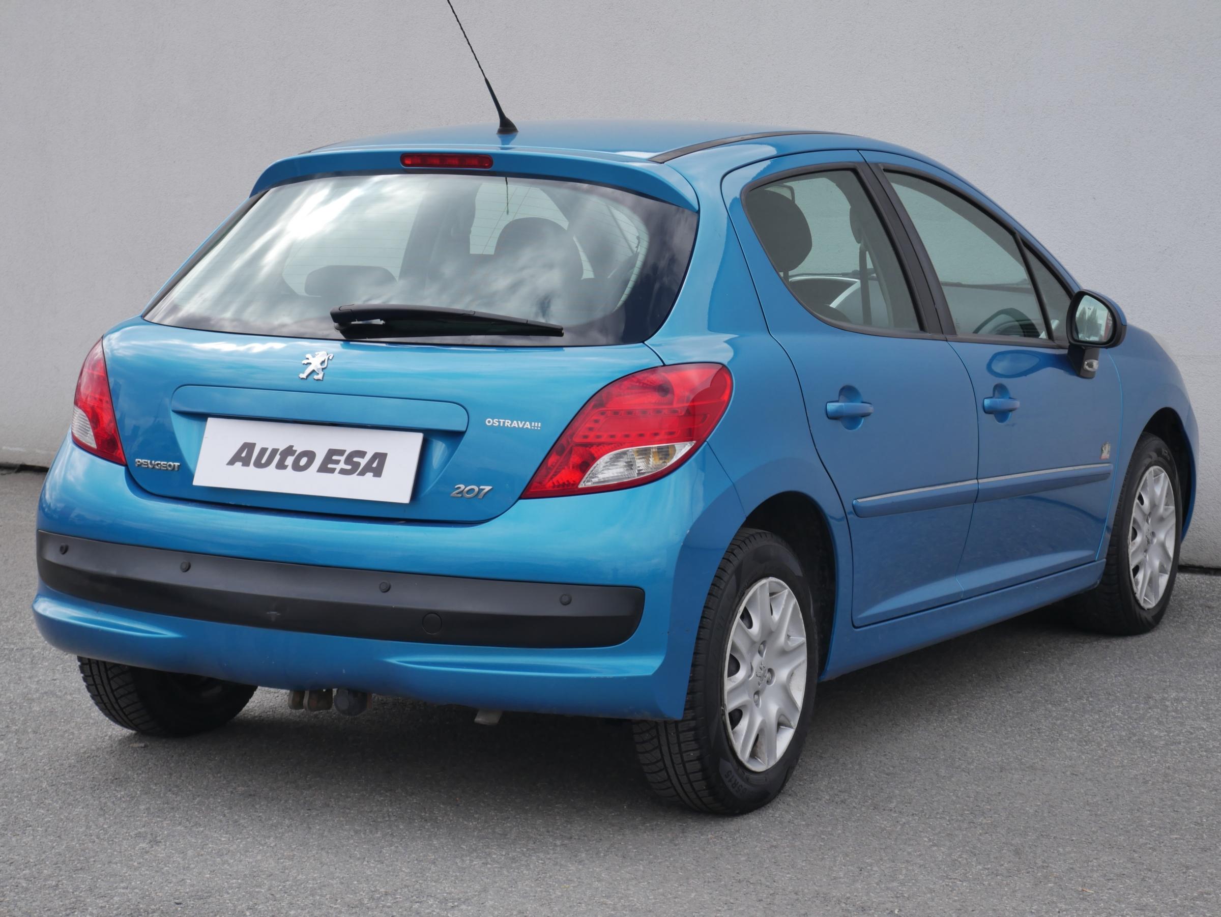 Peugeot 207, 2011 - pohled č. 4