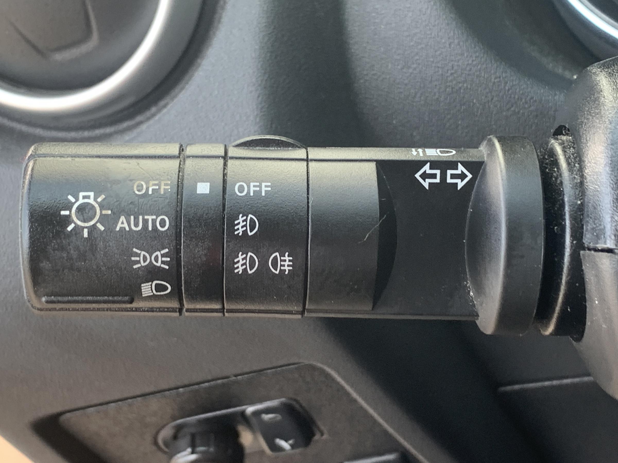 Nissan Qashqai, 2013 - pohled č. 19