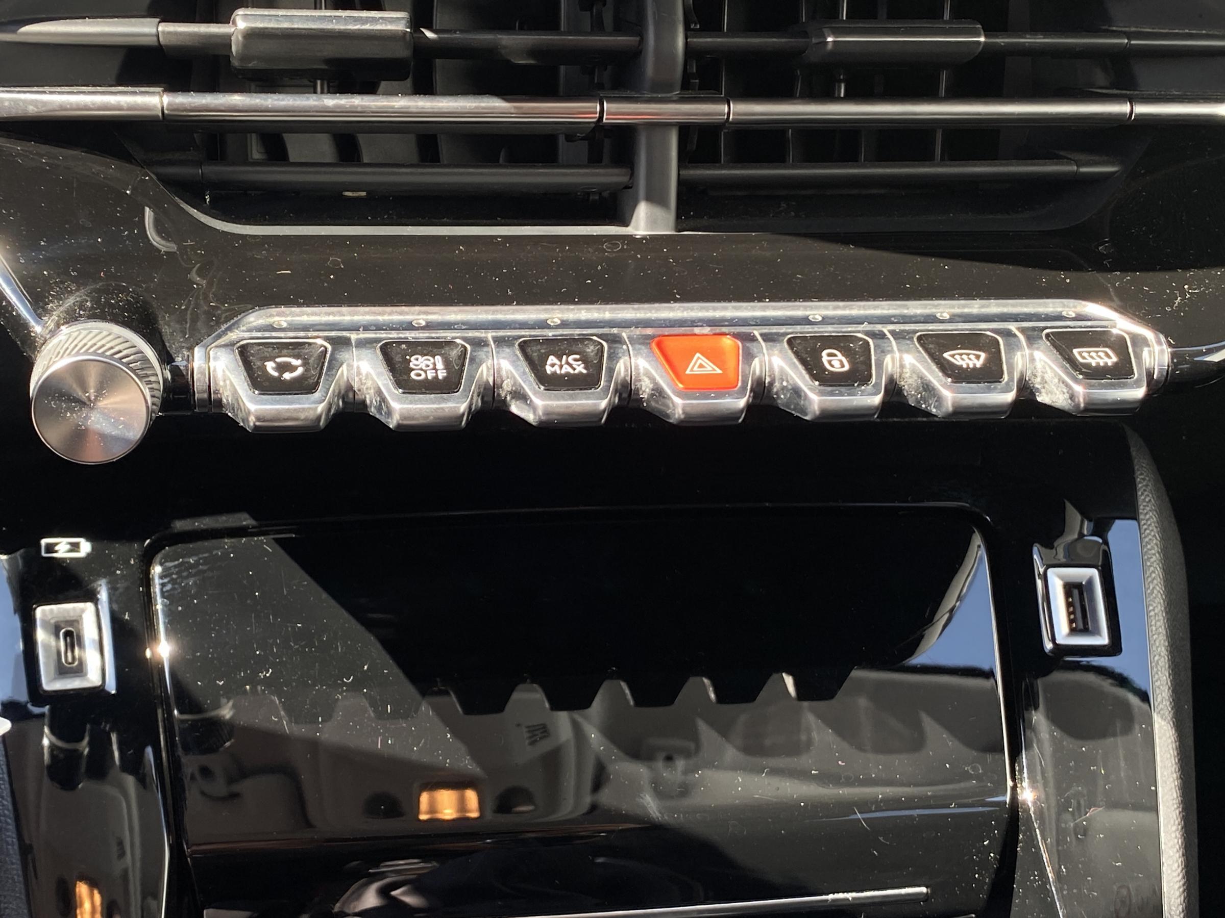 Peugeot 208, 2022 - pohled č. 15