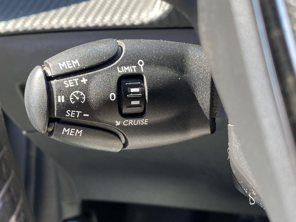 Peugeot 208 1.2 PT Allure