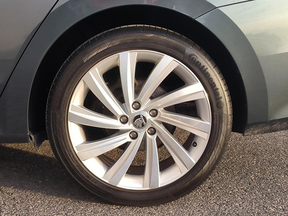 Škoda Octavia IV 2.0 TDI Style