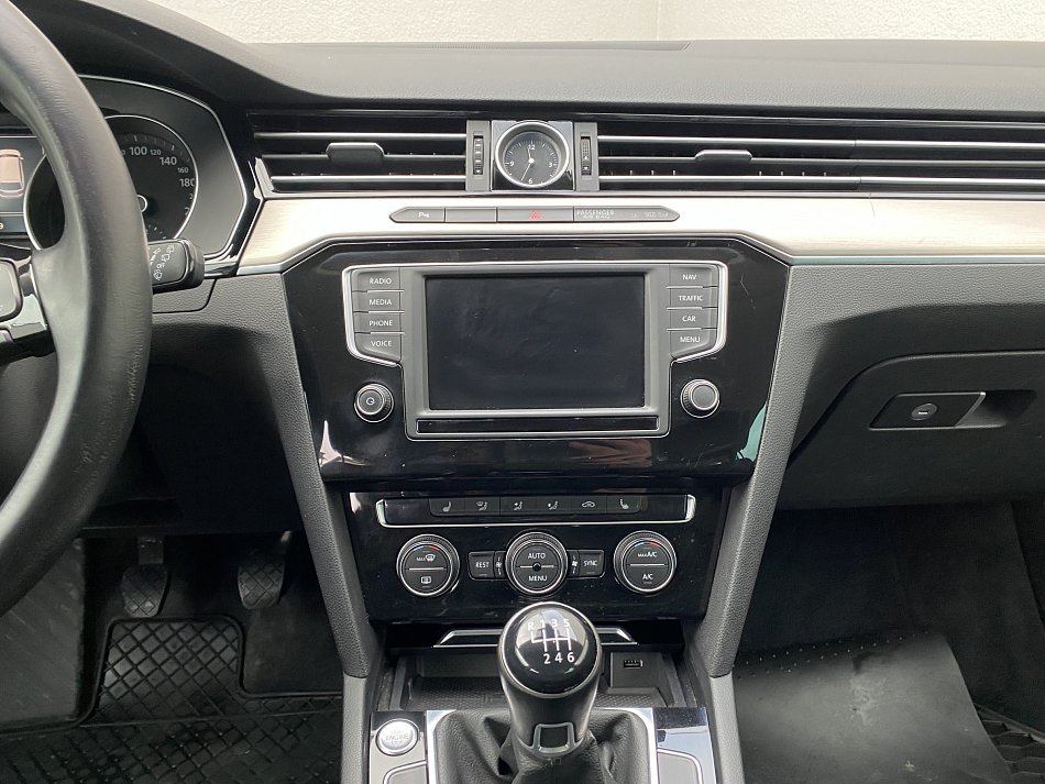 Volkswagen Passat 2.0 TDi Highline