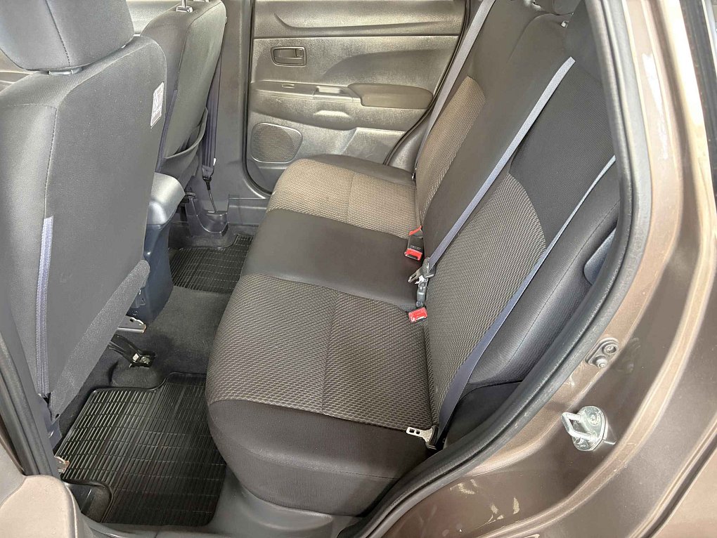 Mitsubishi ASX 1.6 MIVEC 