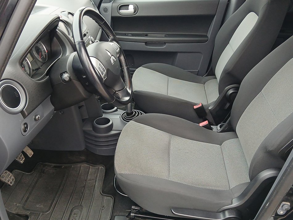 Mitsubishi Colt 1.3 i 