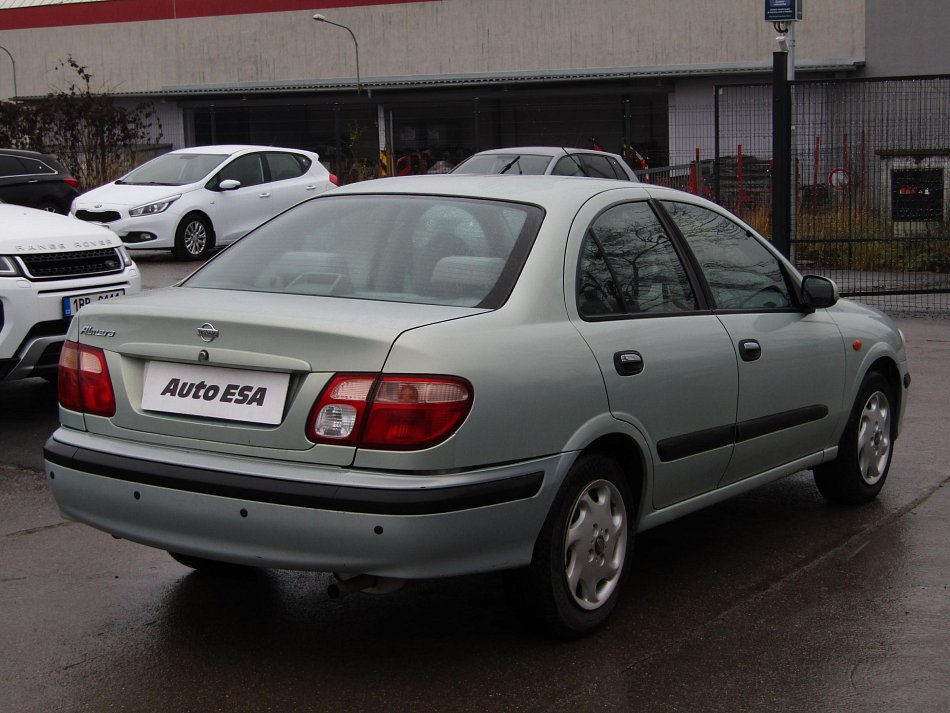 Nissan Almera 1.5i 