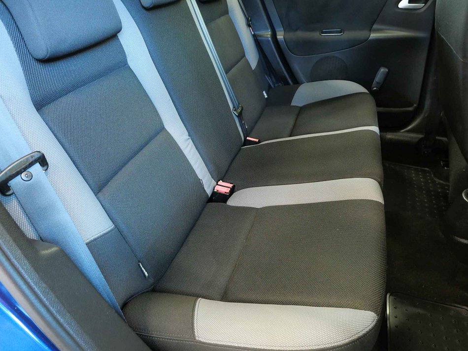 Peugeot 207 1.4i 
