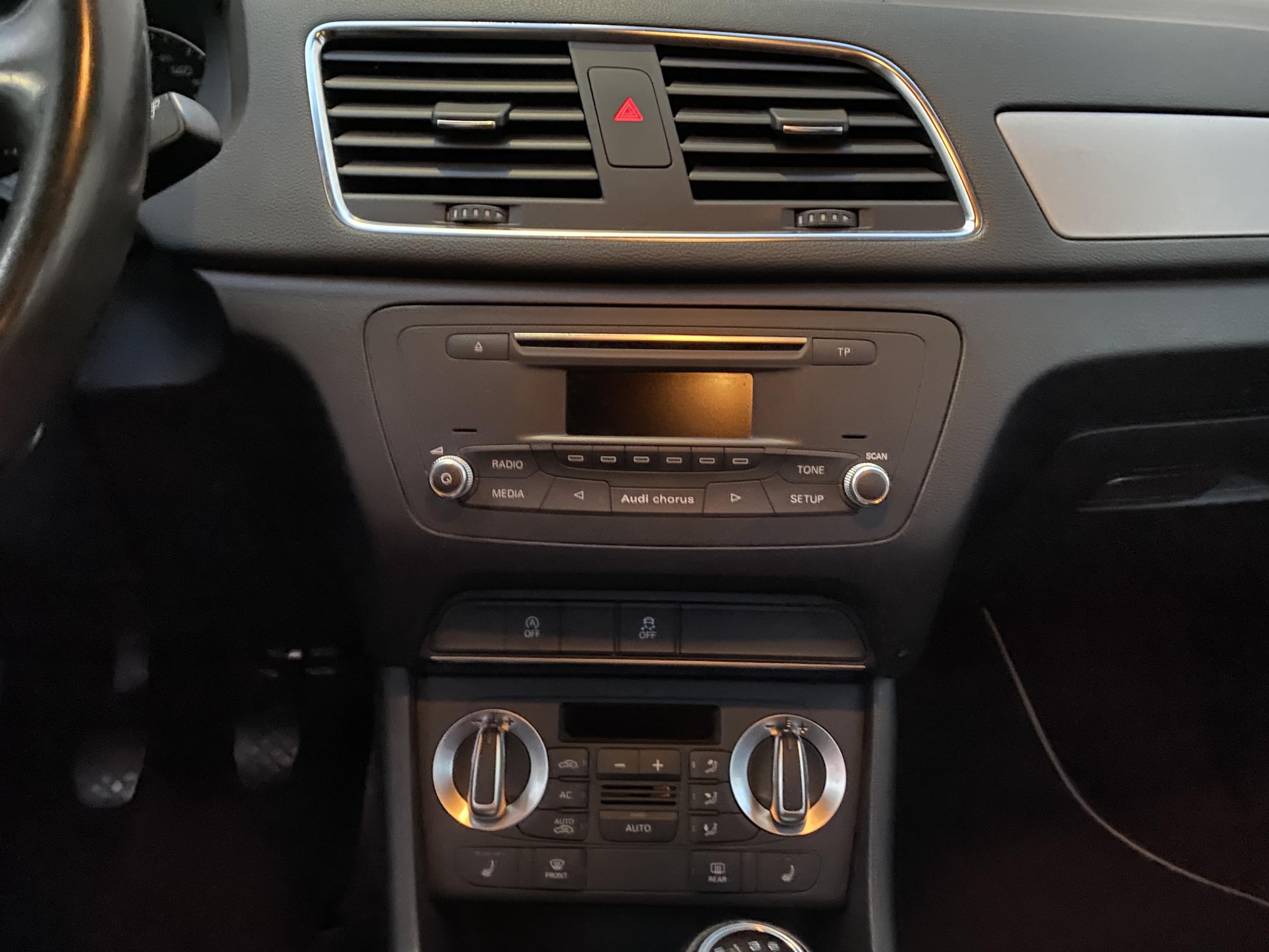 Audi Q3, 2013 - pohled č. 12