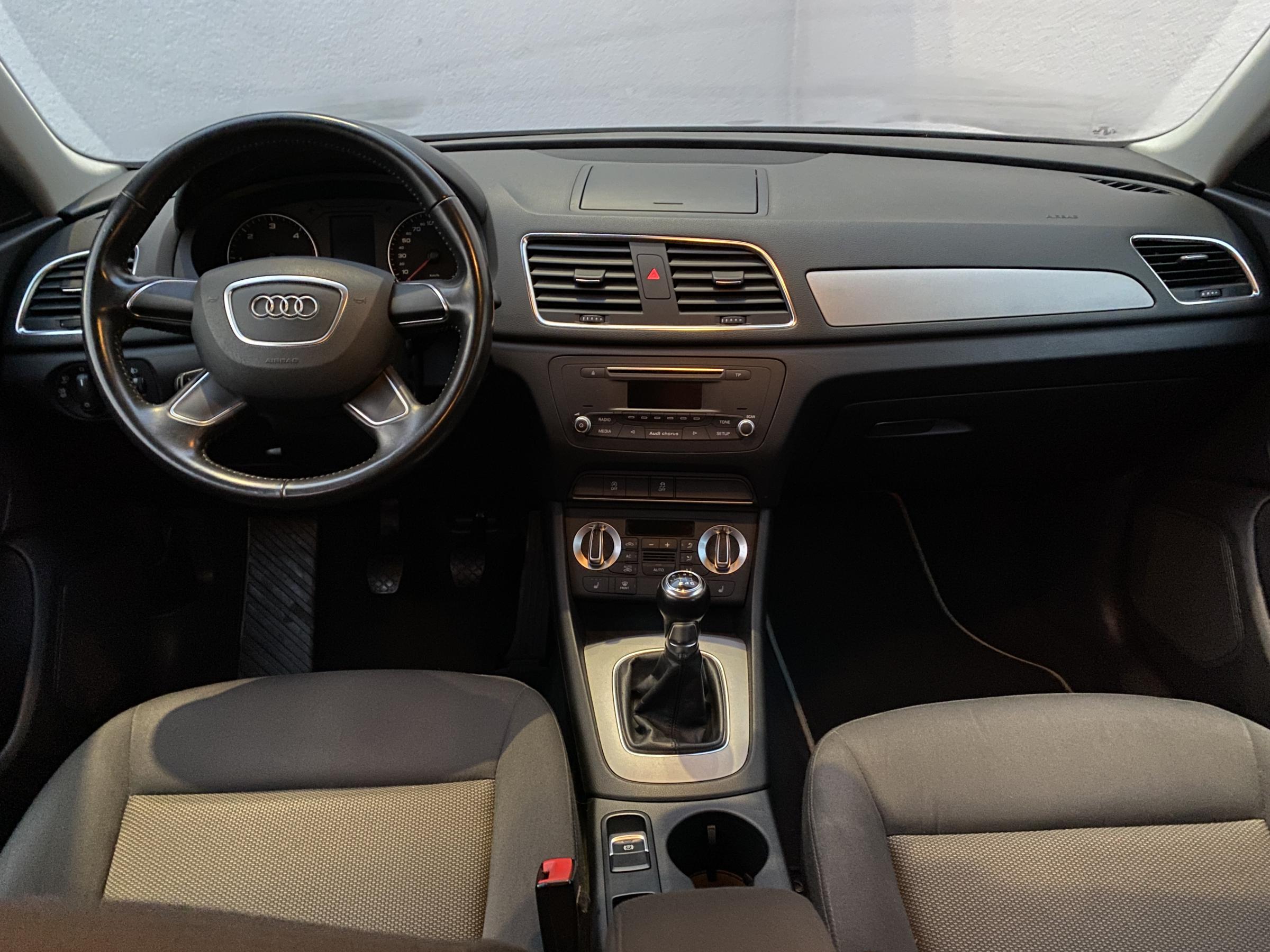 Audi Q3, 2013 - pohled č. 8