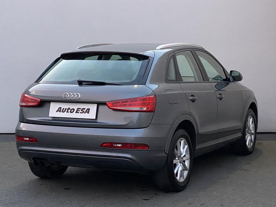 Audi Q3 2.0 TDi 