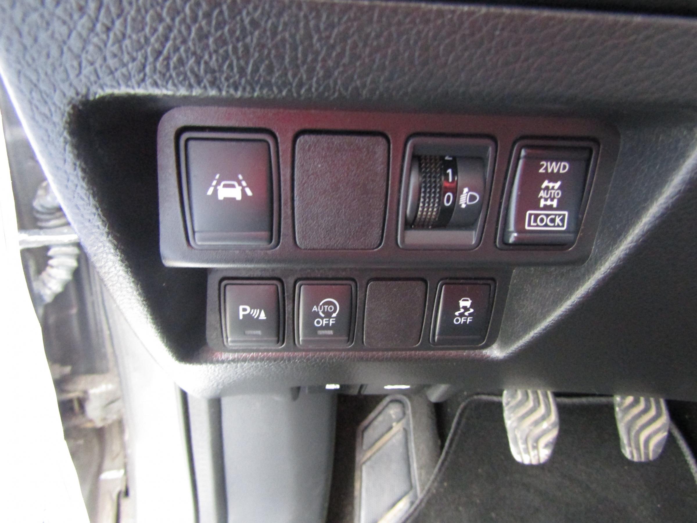 Nissan Qashqai, 2016 - pohled č. 12