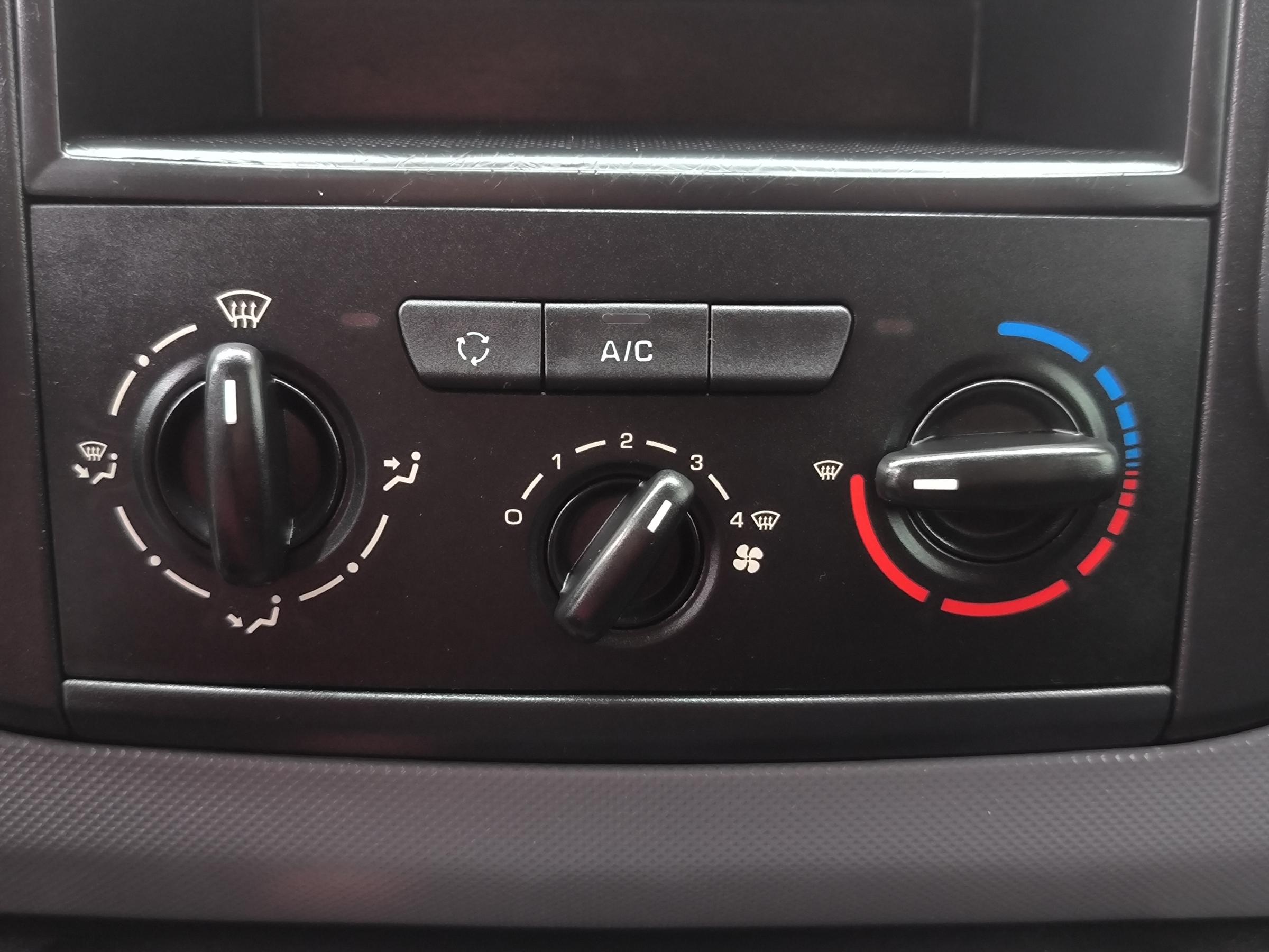 Citroën Berlingo, 2018 - pohled č. 14