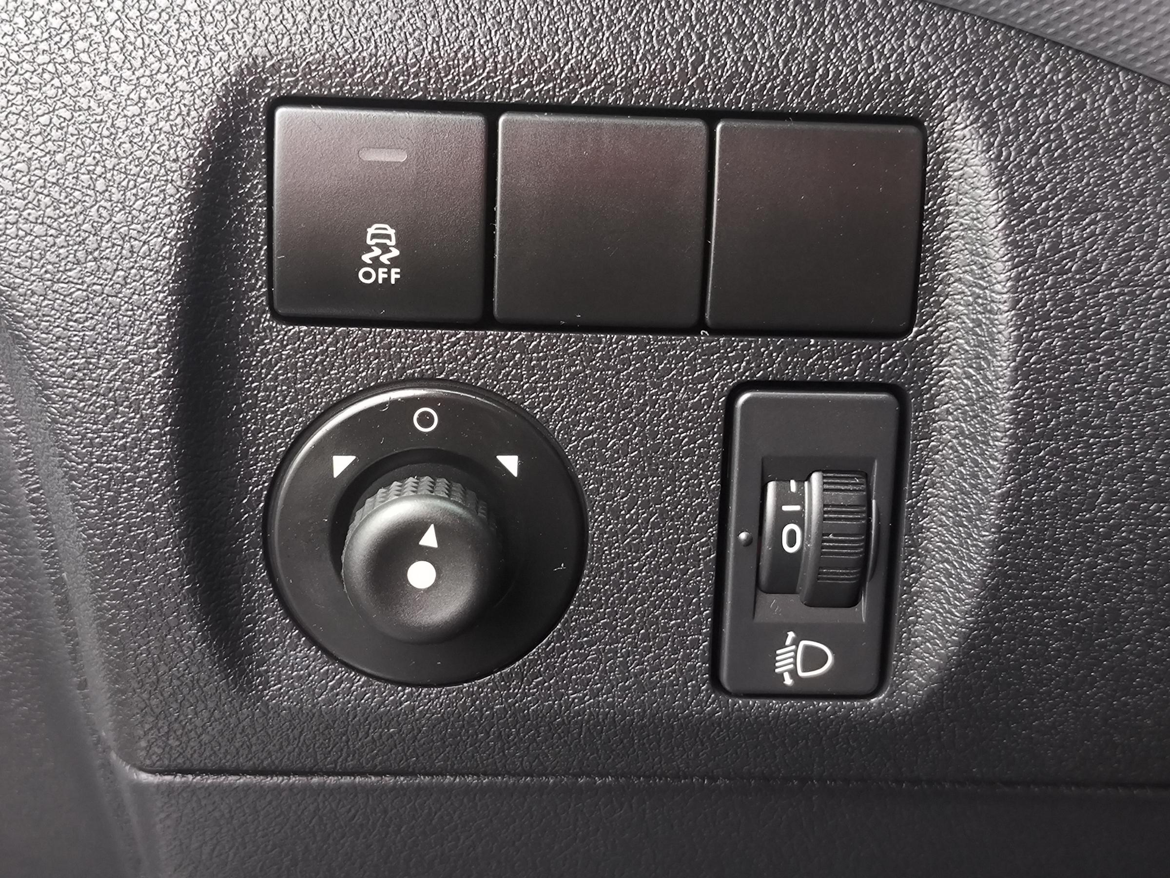 Citroën Berlingo, 2018 - pohled č. 17