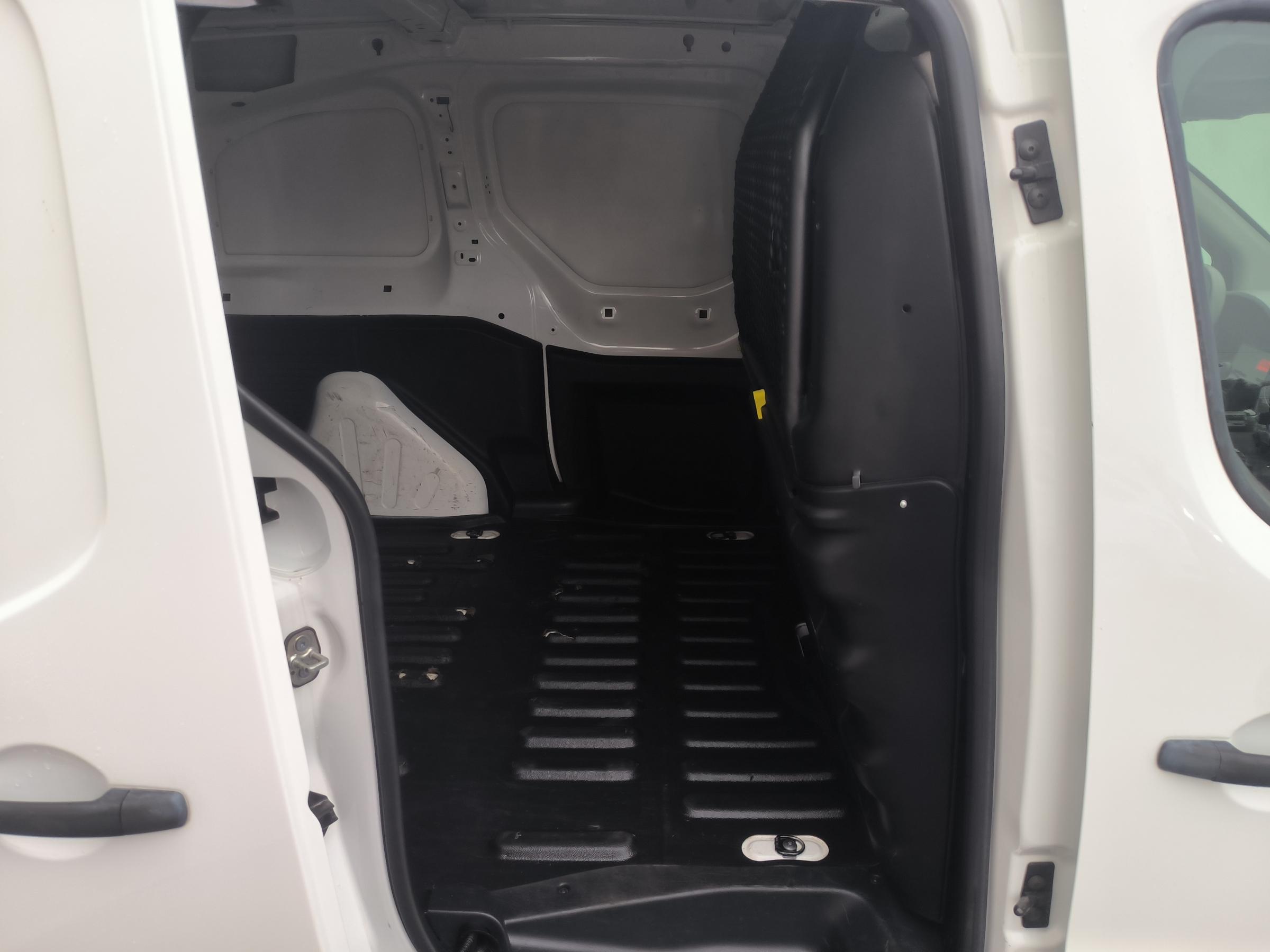 Citroën Berlingo, 2018 - pohled č. 8