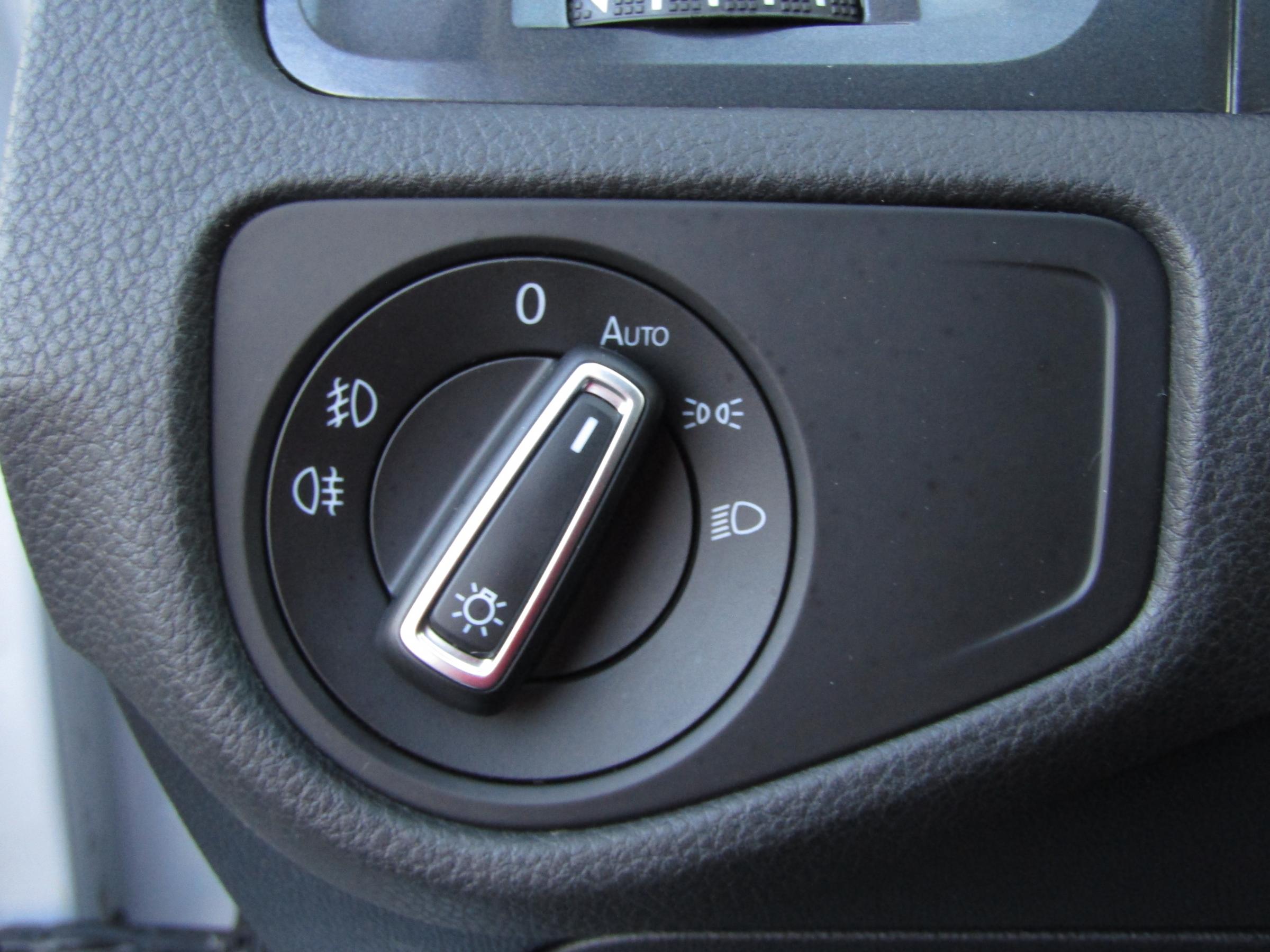 Volkswagen Golf, 2017 - pohled č. 11