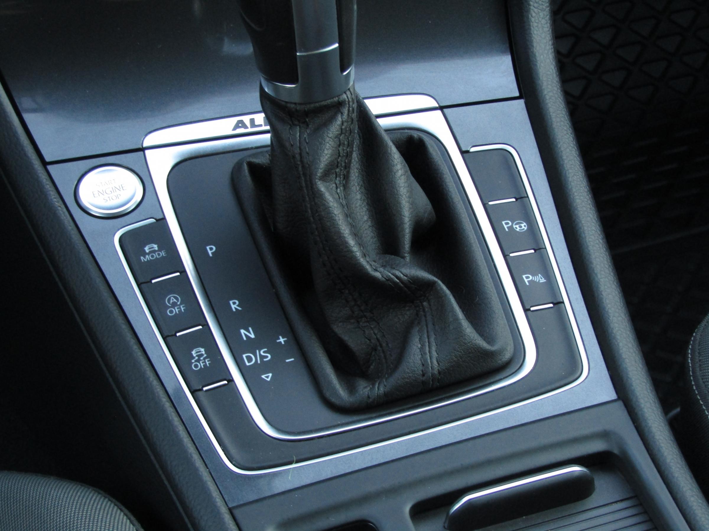 Volkswagen Golf, 2017 - pohled č. 13