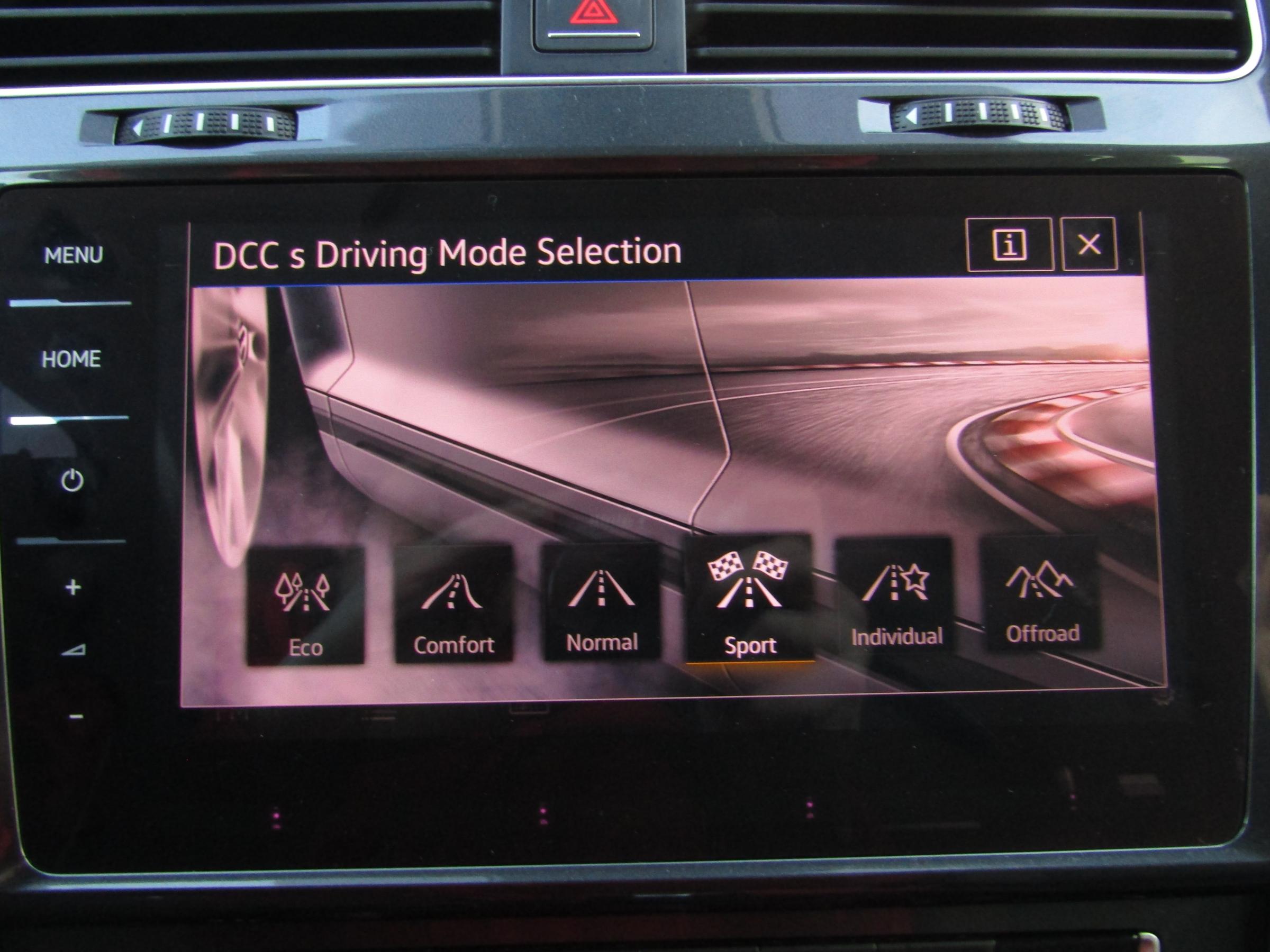 Volkswagen Golf, 2017 - pohled č. 20