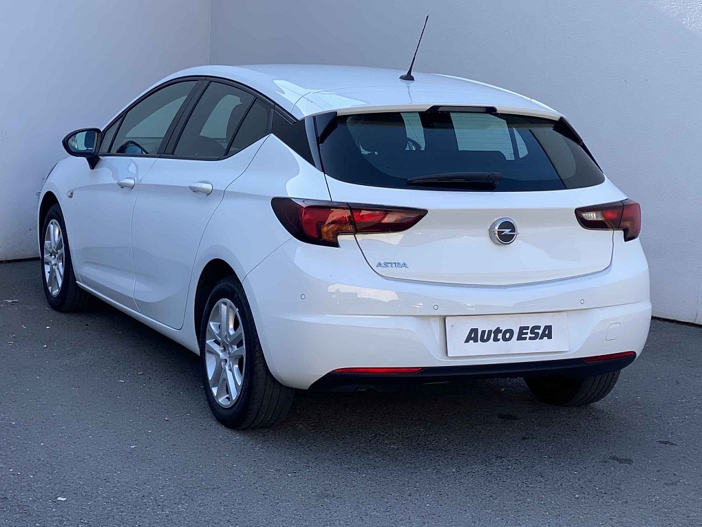 Opel Astra 1.5 CDTi 
