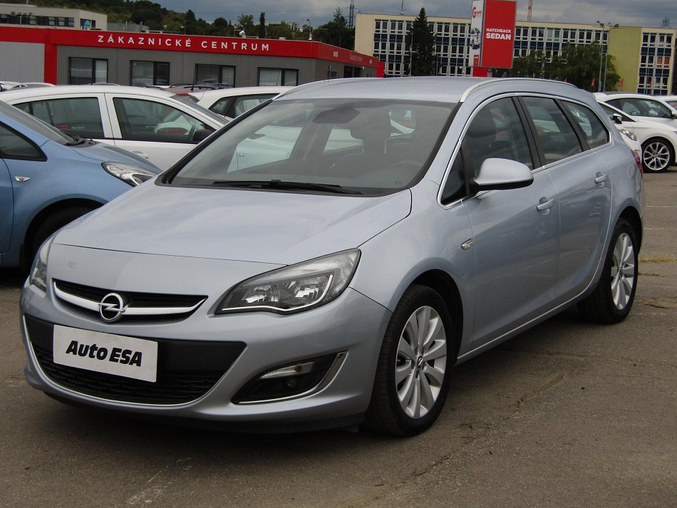 Opel Astra 1.4 T Cosmo