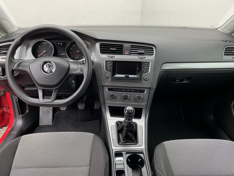 Volkswagen Golf 1.6 TDi Trendline VII