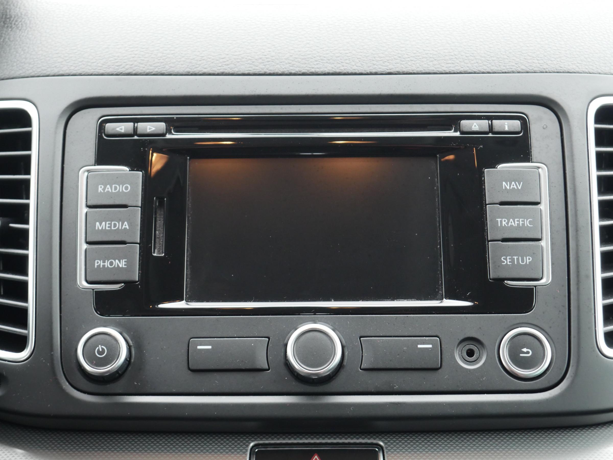 Volkswagen Sharan, 2015 - pohled č. 12