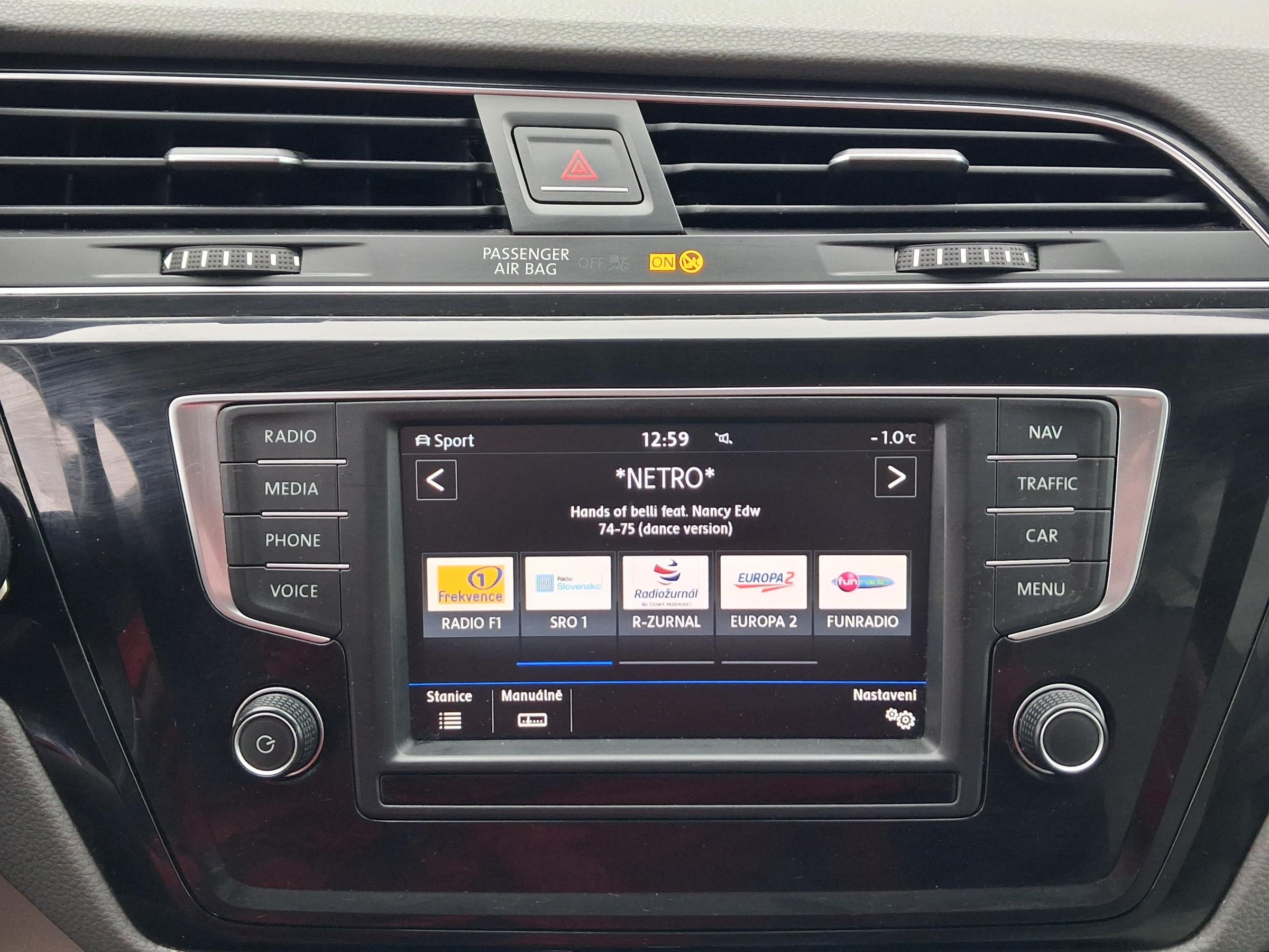 Volkswagen Touran, 2017 - pohled č. 13