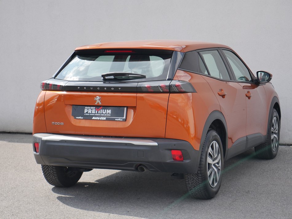 Peugeot 2008 1.2 PT 