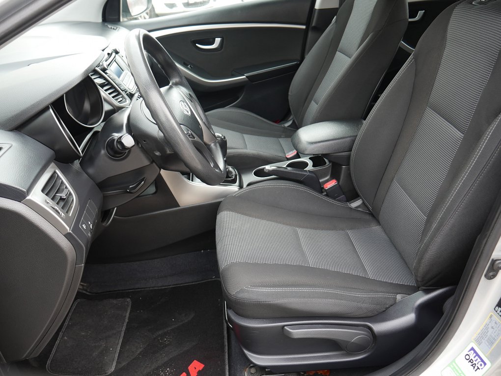 Hyundai I30 1.4 i 