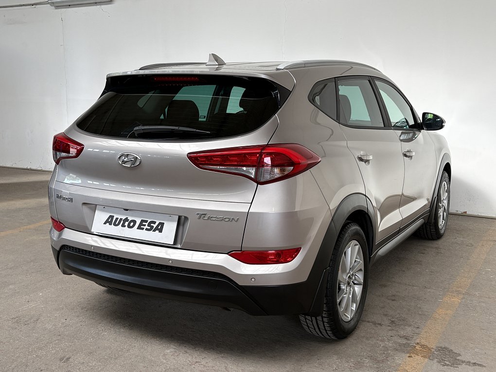 Hyundai Tucson 1.7 CRDi Trikolor