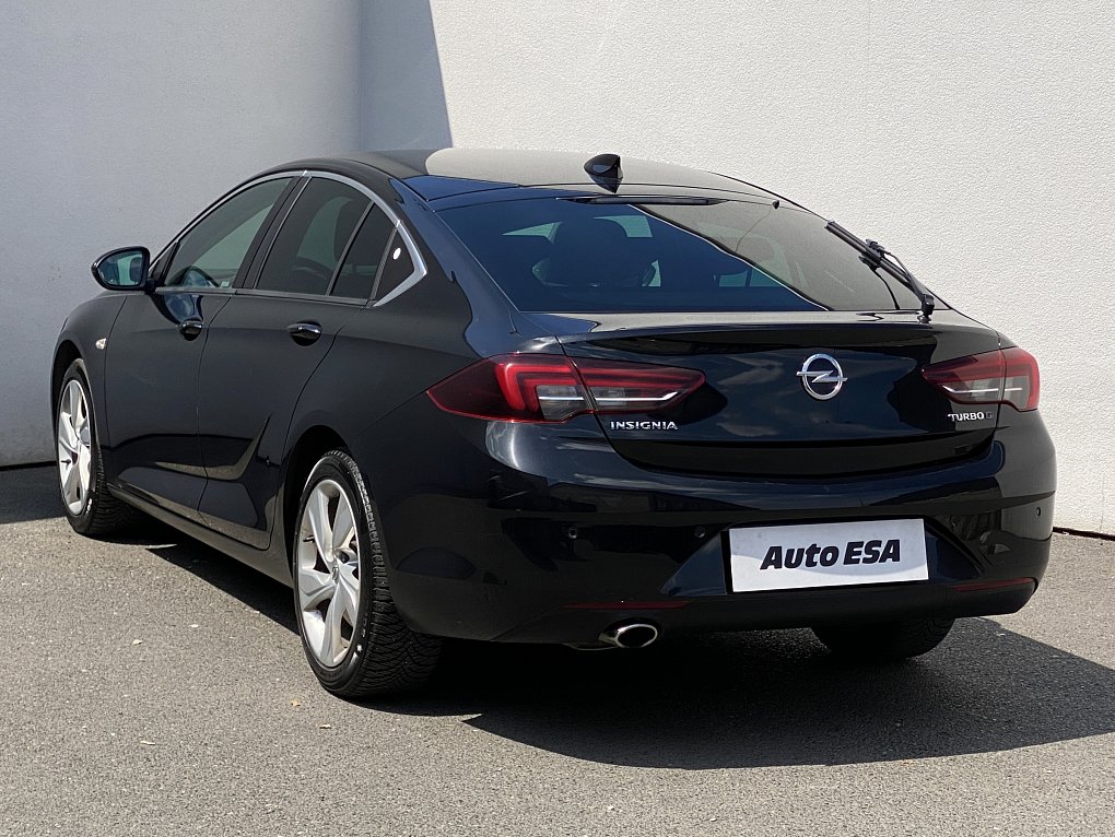 Opel Insignia 2.0 CDTi 