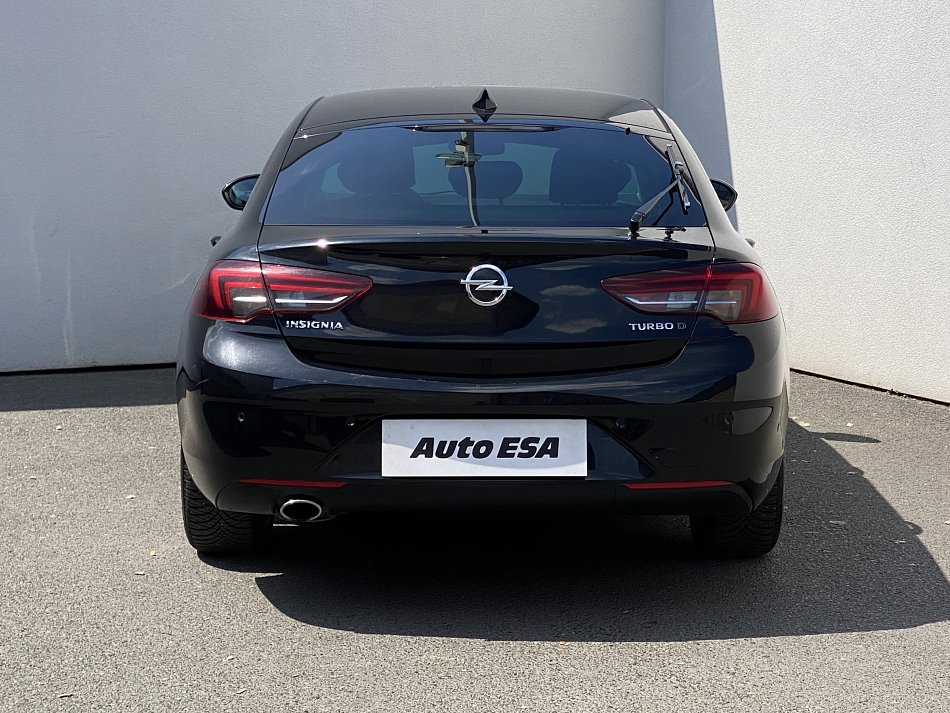 Opel Insignia 2.0 CDTi 