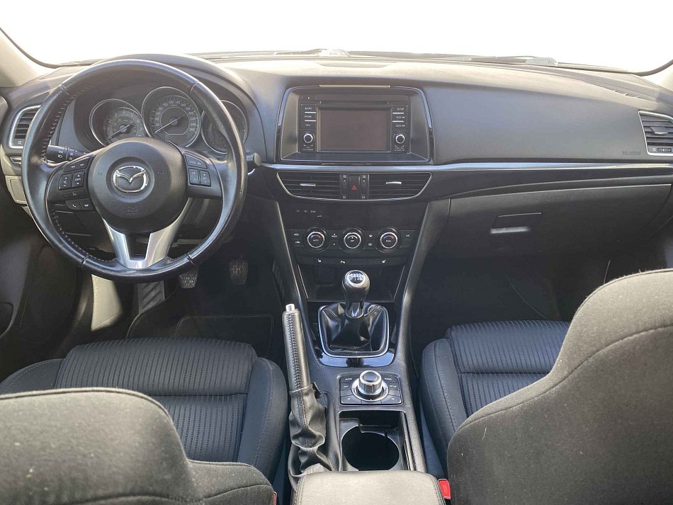 Mazda 6 2.0i 