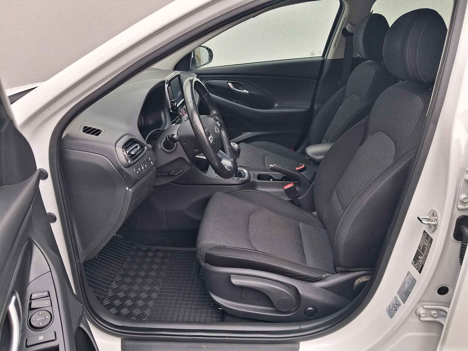 Hyundai I30 1.5 T-GDi Smart 48V