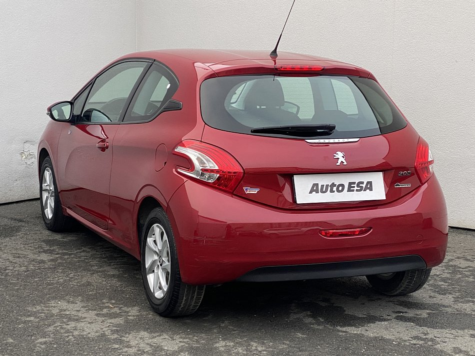 Peugeot 208 1.2i Active