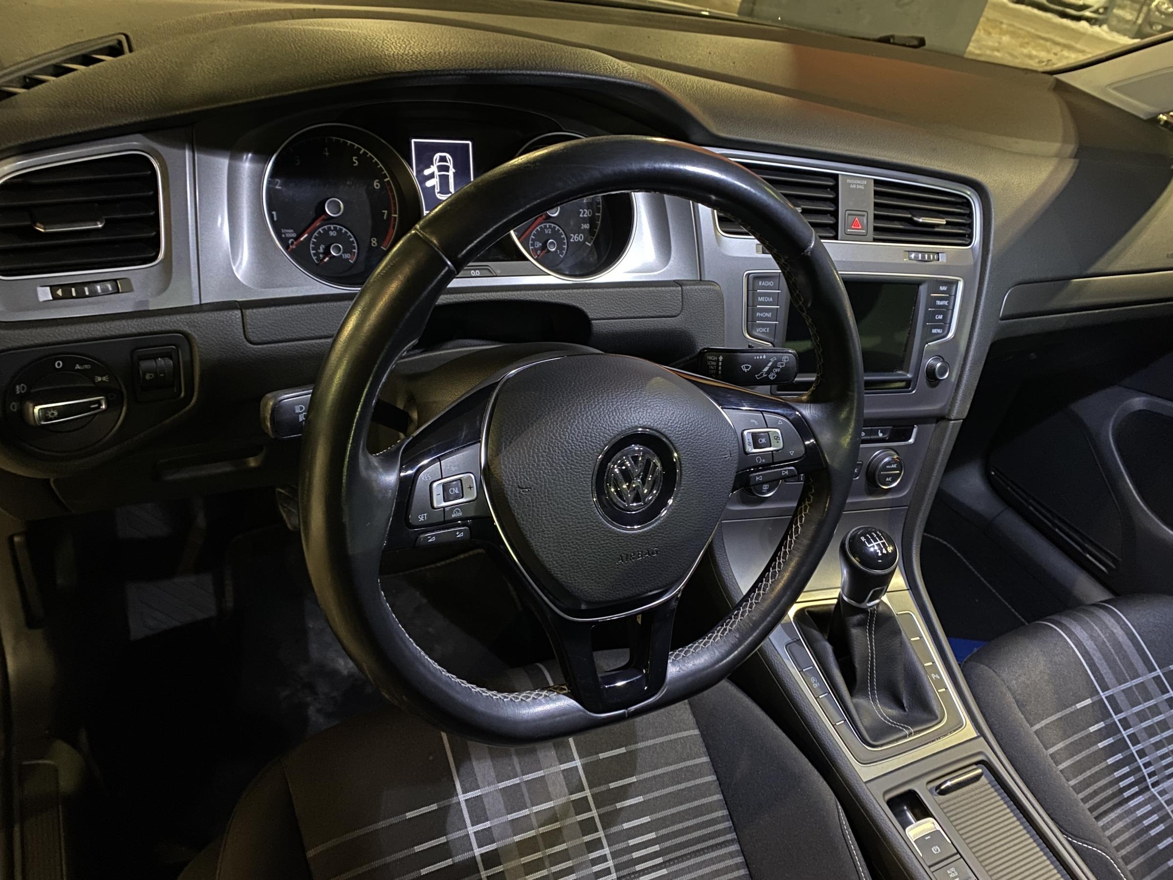 Volkswagen Golf, 2016 - pohled č. 12