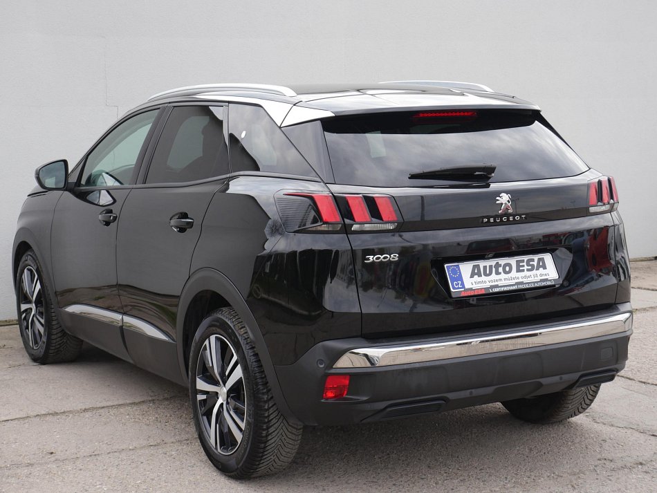 Peugeot 3008 1.2PT Allure