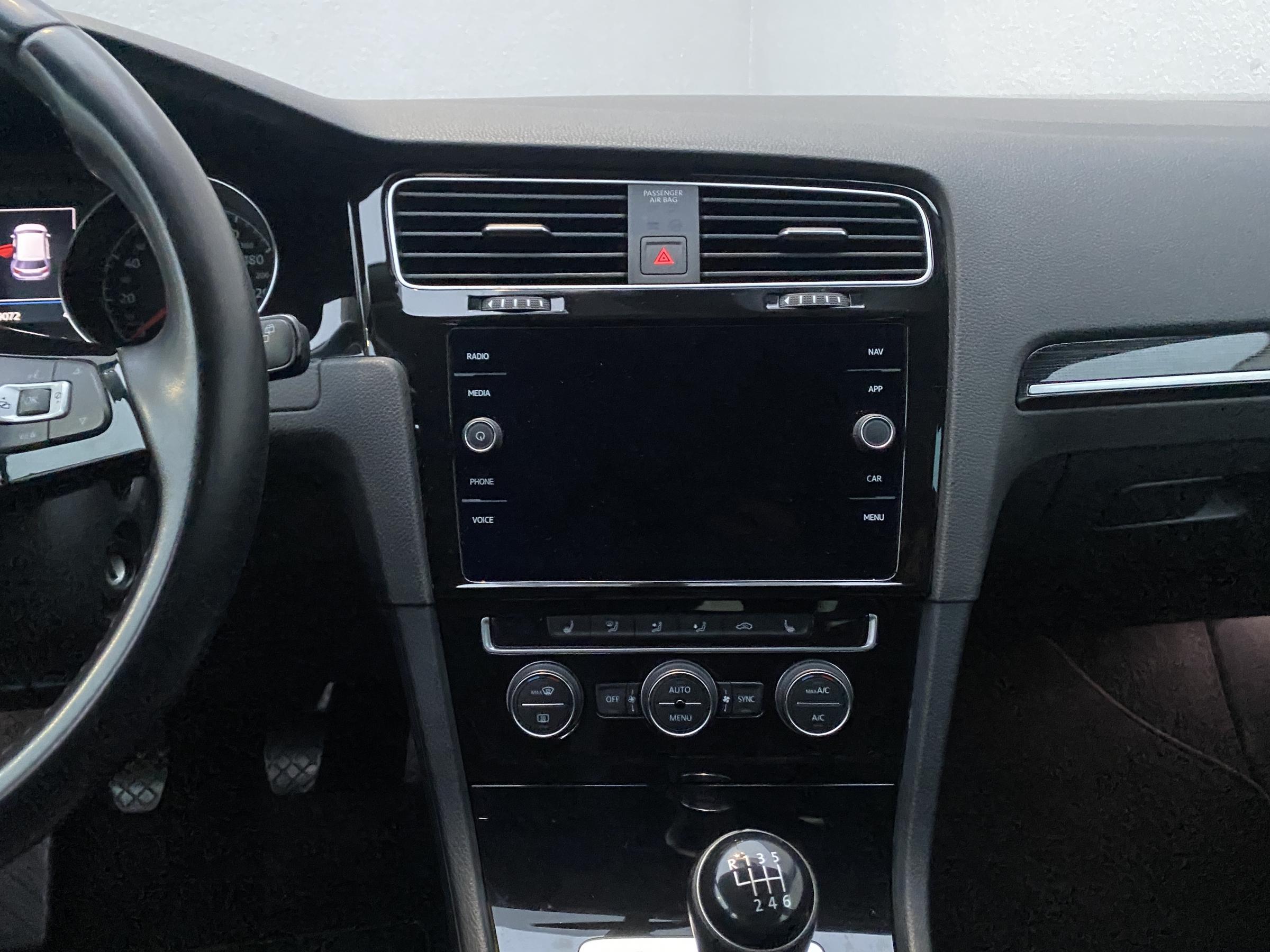 Volkswagen Golf, 2018 - pohled č. 12