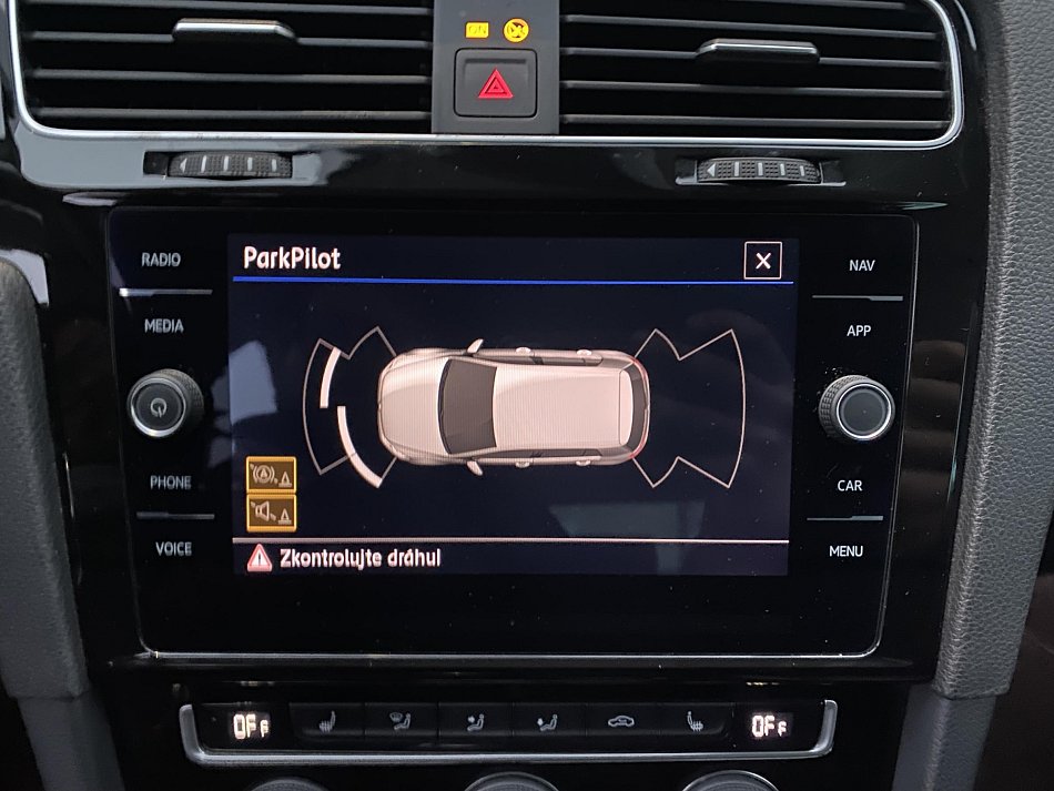 Volkswagen Golf 1.5 TSi Highline