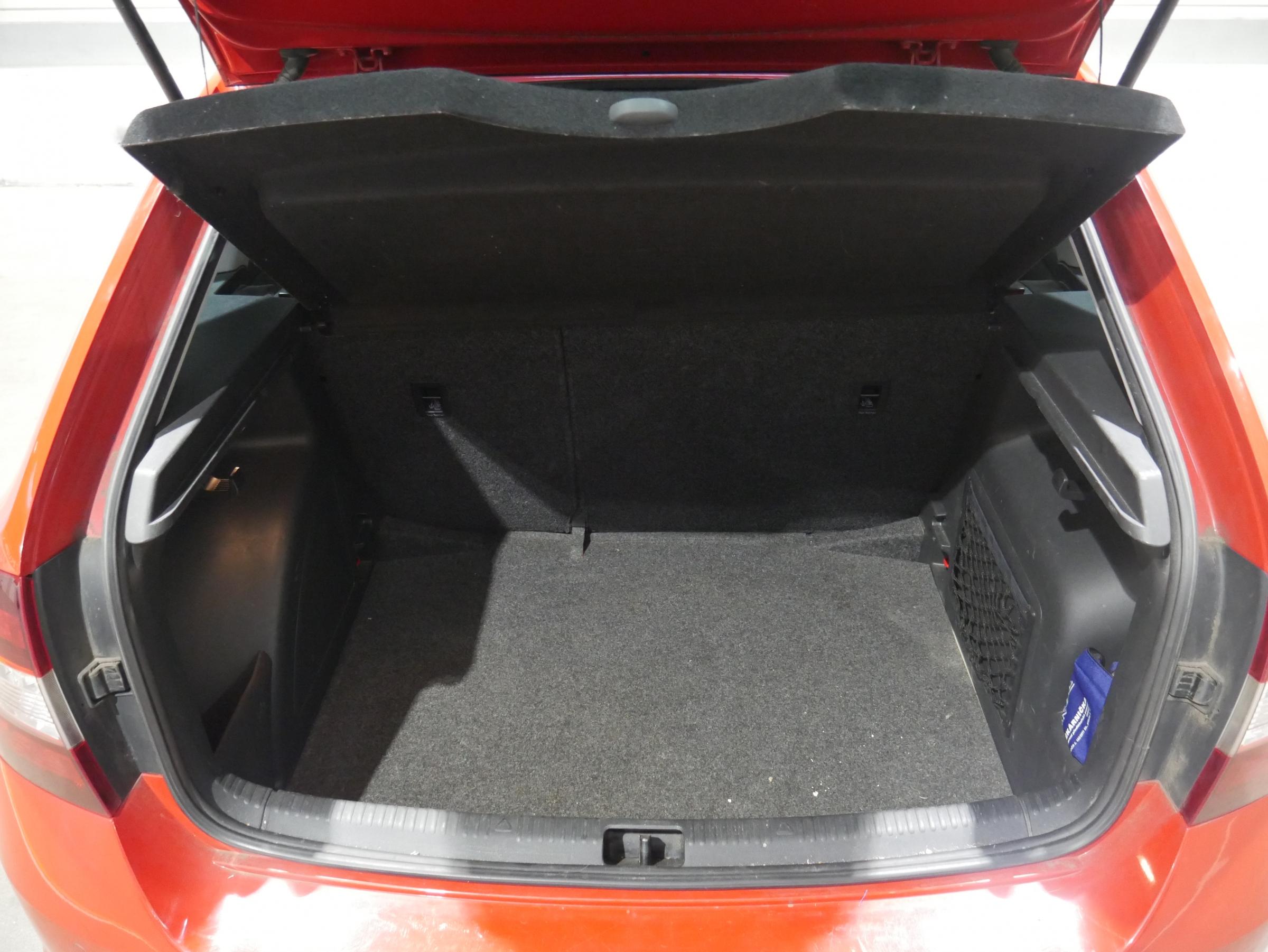 Škoda Rapid, 2014 - pohled č. 7