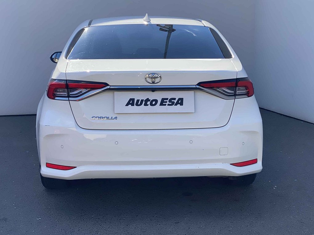 Toyota Corolla 1.5i 