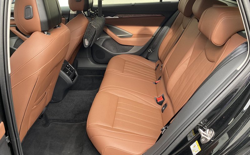 Škoda Superb IV 2.0 TSi L&K